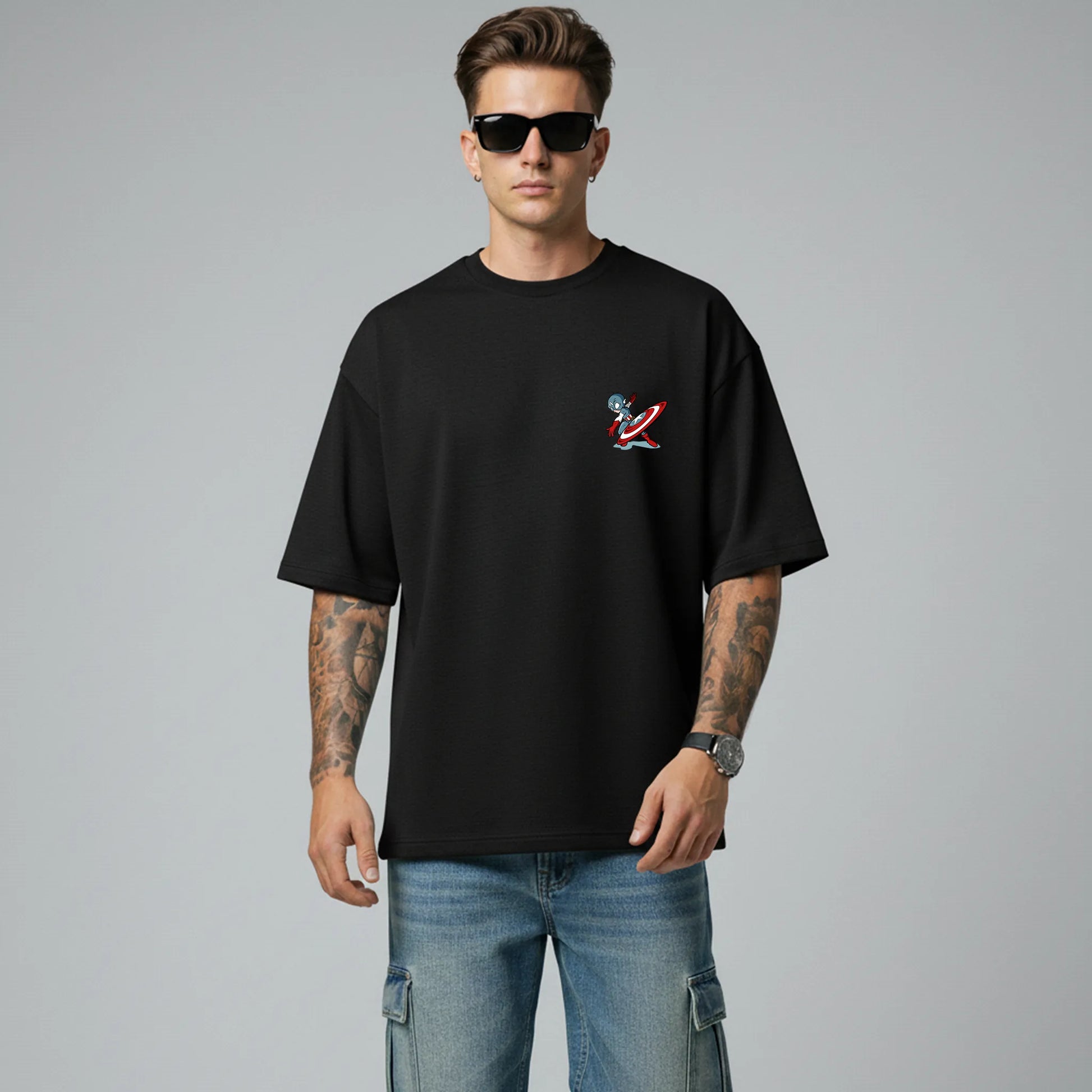 Captain Cute – Mini Super Soldier Oversized Graphic T-Shirt Menswear